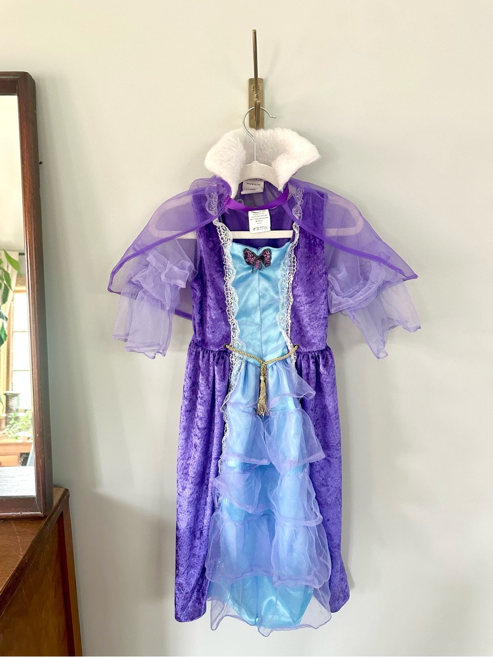 Princess Dress Up Costume Purple Blue Velvet Cape Halloween Girls 6/7